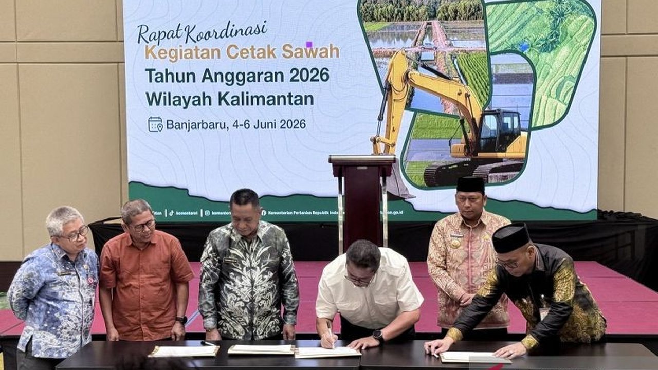 Kementerian Pertanian mengumumkan Survei Investigasi Desain (SID) Program Cetak Sawah di Kalimantan untuk tahun 2026 telah terealisasi 100 persen, mencakup 16.450 hektare lahan.