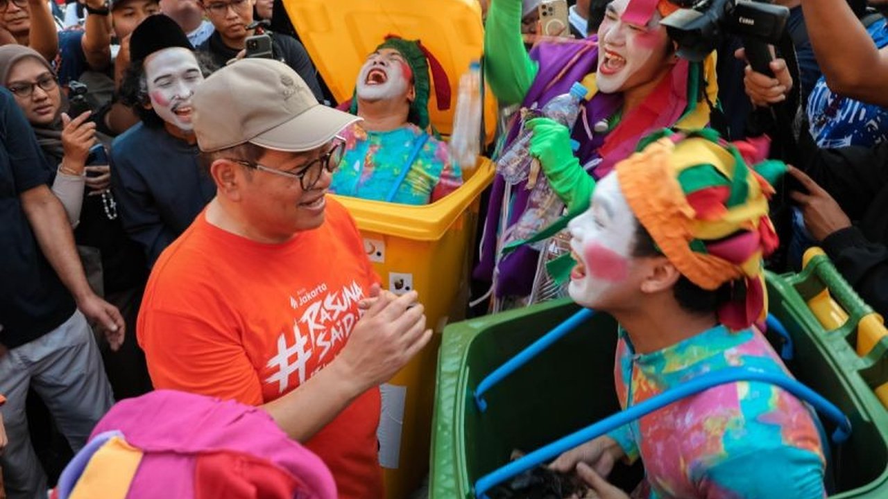 Gubernur DKI Jakarta Pramono Anung menekankan bahwa pilah sampah dari rumah adalah kunci pengelolaan limbah yang efektif dan berkelanjutan, mengajak warga Jakarta untuk menjadikannya kebiasaan.
