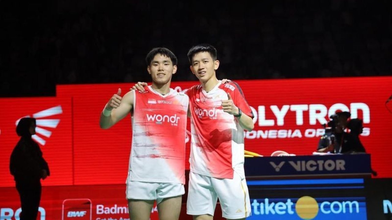 BNI dan PBSI sukses mencetak generasi bulu tangkis berprestasi di Indonesia Open 2026, dengan ganda putra Raymond Indra/Nikolaus Joaquin melaju ke final dan ganda putri Rachel Allessya Rose/Febi Setianingrum mencapai semifinal.