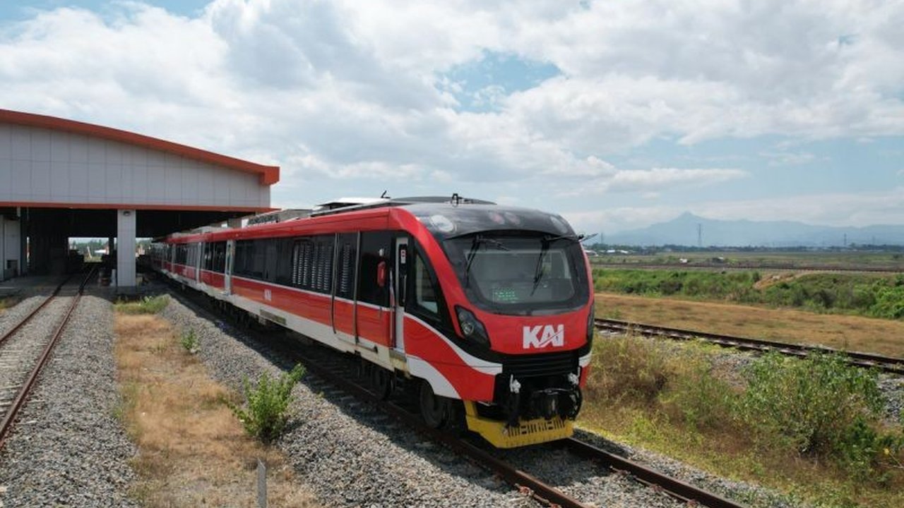 PT Kereta Api Indonesia (KAI) mencatat **Kinerja KA Makassar-Parepare** menunjukkan pertumbuhan signifikan, melayani lebih dari 145 ribu pelanggan dalam lima bulan pertama 2026 dan menjadi pilihan utama masyarakat Sulawesi Selatan.