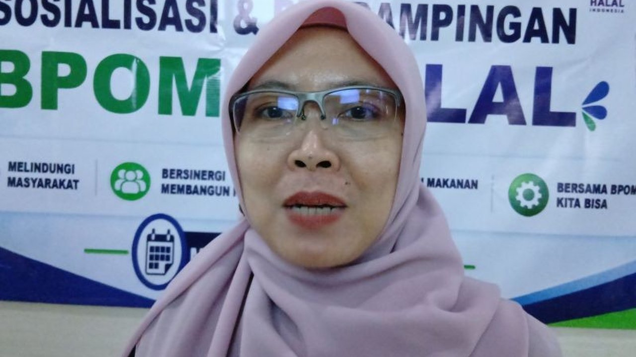 BPJPH mengumumkan 13 juta produk UMKM di Indonesia telah tersertifikasi halal hingga 2026, dengan target ambisius 14 juta pelaku usaha hingga 2029. Simak detail program SEHATI!