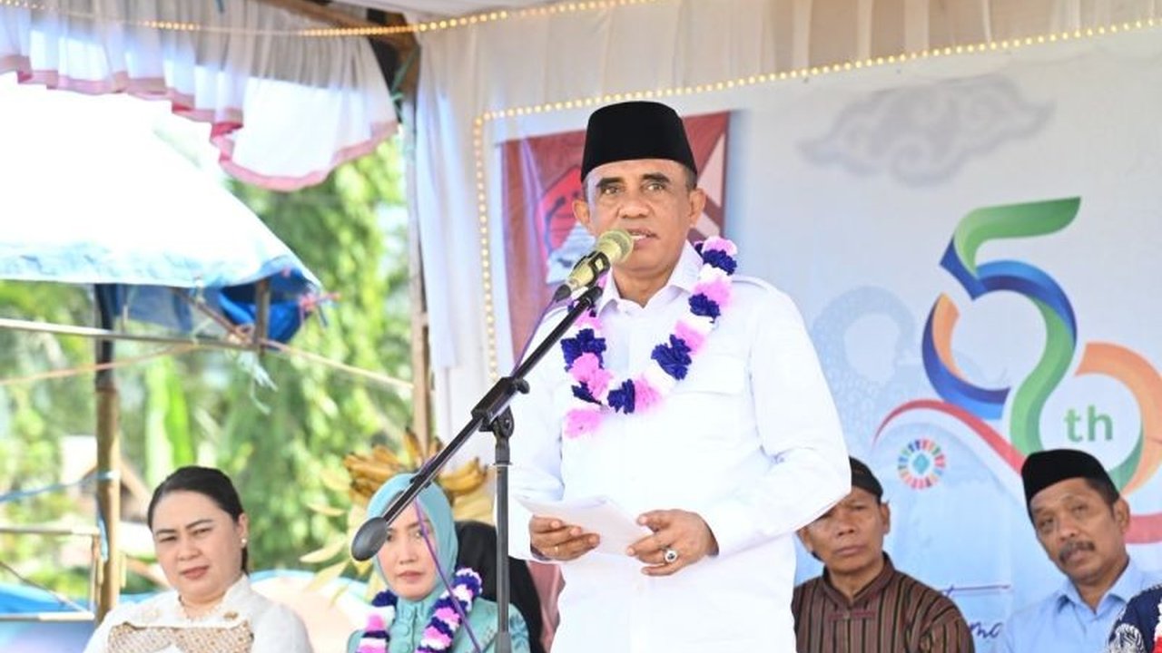 Gubernur Sulawesi Tengah Anwar Hafid menegaskan Transmigrasi Tinombala Raya di Parigi Moutong sebagai bukti kesuksesan program transmigrasi. Simak bagaimana kawasan ini bertransformasi menjadi pusat produktif dan peran program '9 Berani' Pemprov Sulteng.