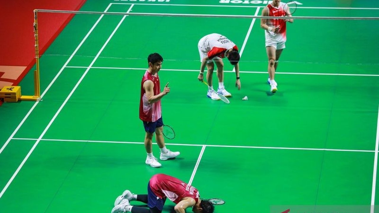 Ganda putra Indonesia Raymond Indra/Nikolaus Joaquin memetik pelajaran konsentrasi berharga setelah menjadi runner-up di final Indonesia Open 2026.