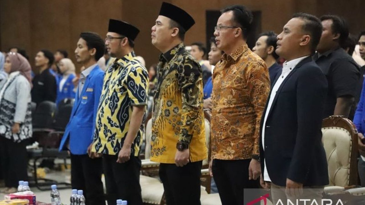 Pemerintah Kabupaten Bekasi membuka ruang kolaborasi seluas-luasnya bagi aktivis mahasiswa sebagai agen perubahan untuk berkontribusi nyata dalam pembangunan daerah, memanfaatkan kapasitas intelektual yang mereka miliki.