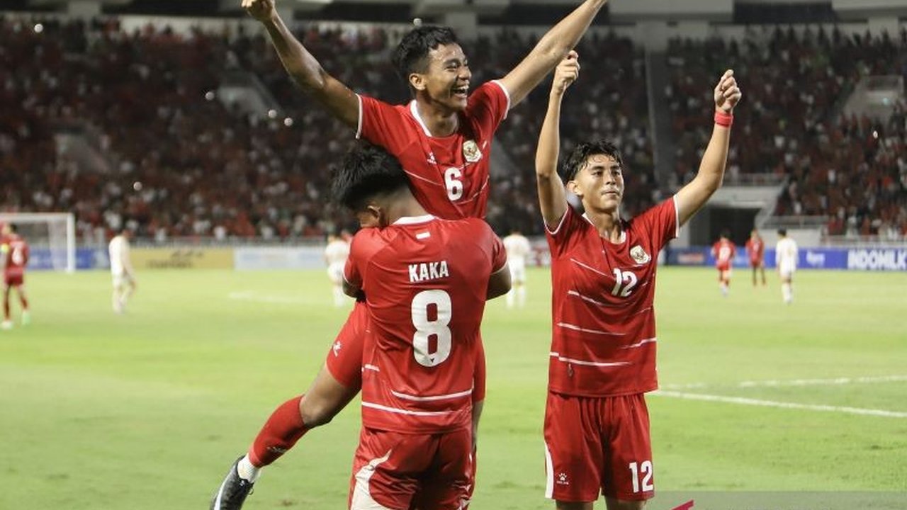 Pelatih Nova Arianto bangga dengan peningkatan performa Timnas U19 Indonesia di Piala AFF 2026 setelah mengalahkan Vietnam 2-1 dan memastikan tiket semifinal.