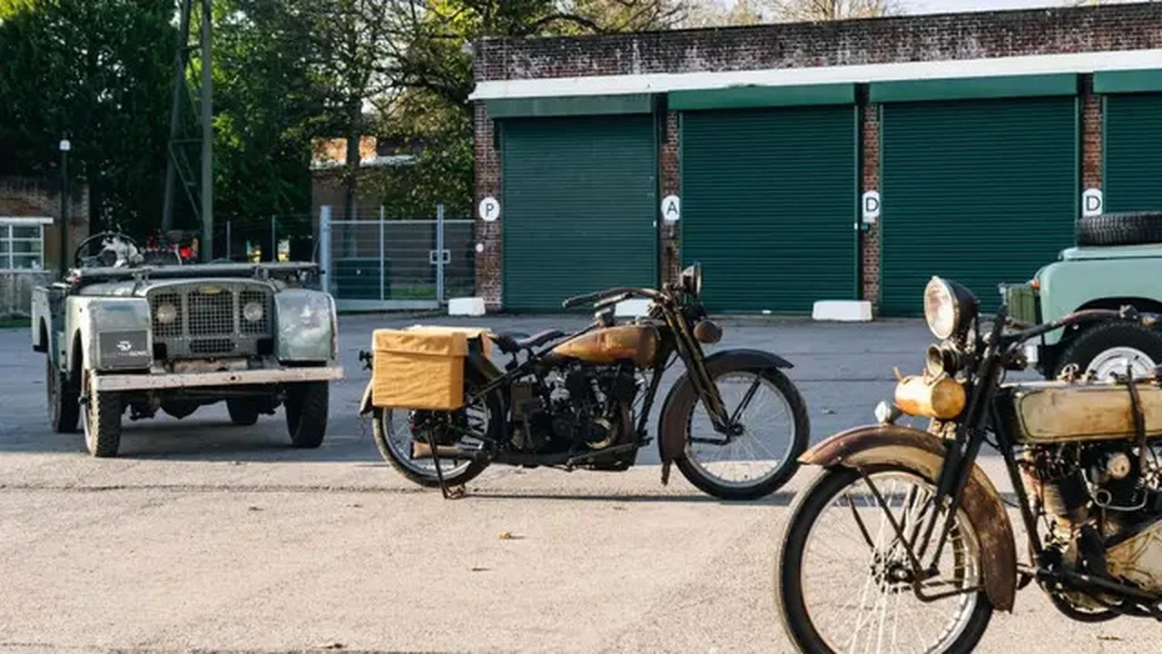 Keren Banget, Aktor Hollywood Ini Modifikasi Harley-Davidson Tua jadi Motor Hybrid (Carscoops)