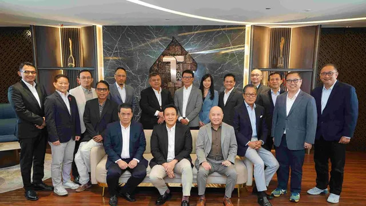 Susunan komisaris dan direksi Telkomsel 2026. Credit: Telkomsel