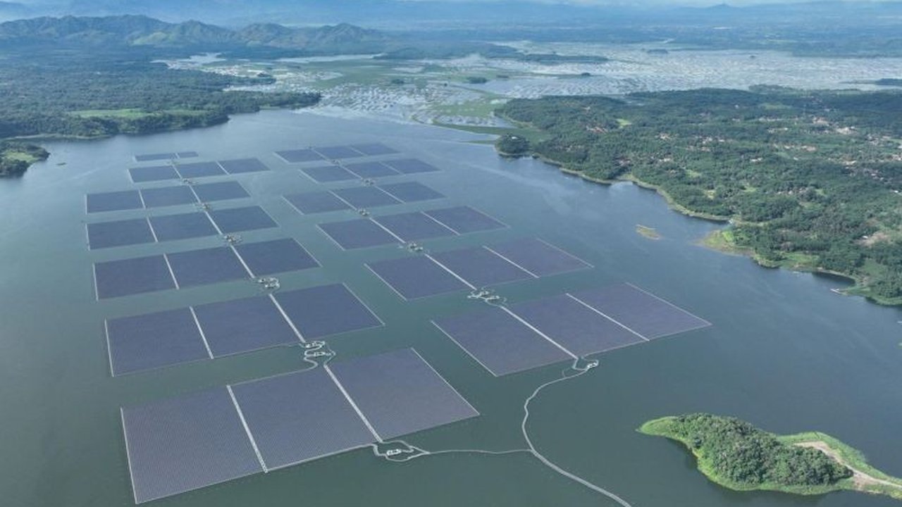 Indonesia terus memperkuat infrastruktur kelistrikan nasional dengan pembangunan pembangkit baru dan transformasi digital sebagai langkah mitigasi krisis energi dan mendukung pertumbuhan ekonomi berkelanjutan.