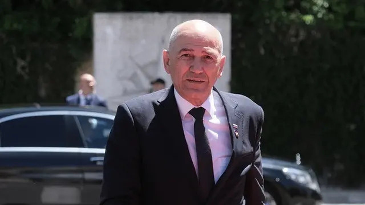 Perdana Menteri Slovenia Janez Jansa. (Dok. AP/Risto Bozovic)