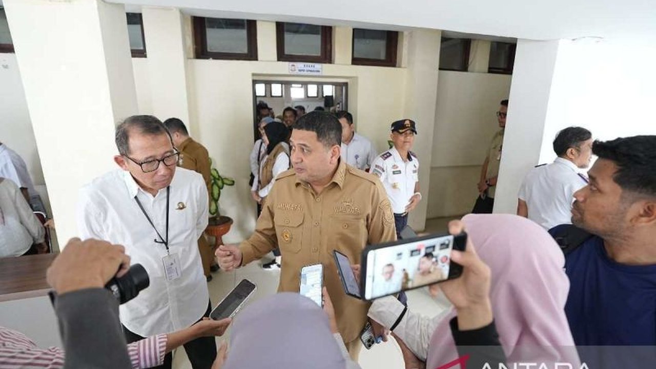 Pemerintah Kota Makassar menjadikan Sensus Ekonomi 2026 sebagai landasan utama untuk merancang arah pembangunan dan menarik investasi, menjawab kebutuhan masyarakat di tengah dinamika ekonomi.
