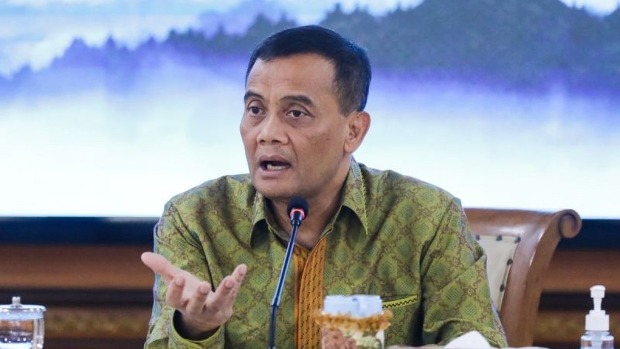 Pemerintah Provinsi Jawa Tengah menggandeng Komisi Pemberantasan Korupsi (KPK) untuk membenahi tata kelola pertambangan Mineral Bukan Logam dan Batuan (MBLB), memastikan investasi tetap berjalan legal dan bertanggung jawab di Jawa Tengah.