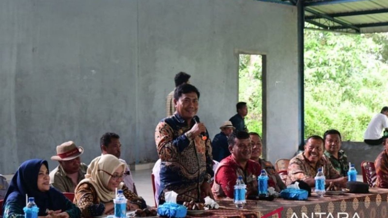 Pemerintah Kabupaten Deli Serdang semakin serius melibatkan Petani Muda Deli Serdang dalam pengembangan sektor pertanian, khususnya komoditas unggulan seperti bawang merah dan cabai, dengan pendampingan intensif untuk ketahanan pangan daerah.