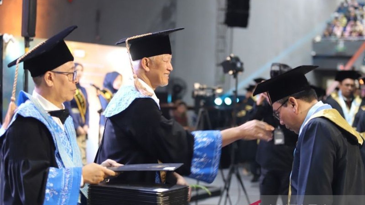 Universitas Pasundan (Unpas) resmi menjalin kerja sama strategis dengan Kementerian Ketenagakerjaan, membuka lebar Peluang Magang Luar Negeri bagi para lulusannya demi kompetensi global.