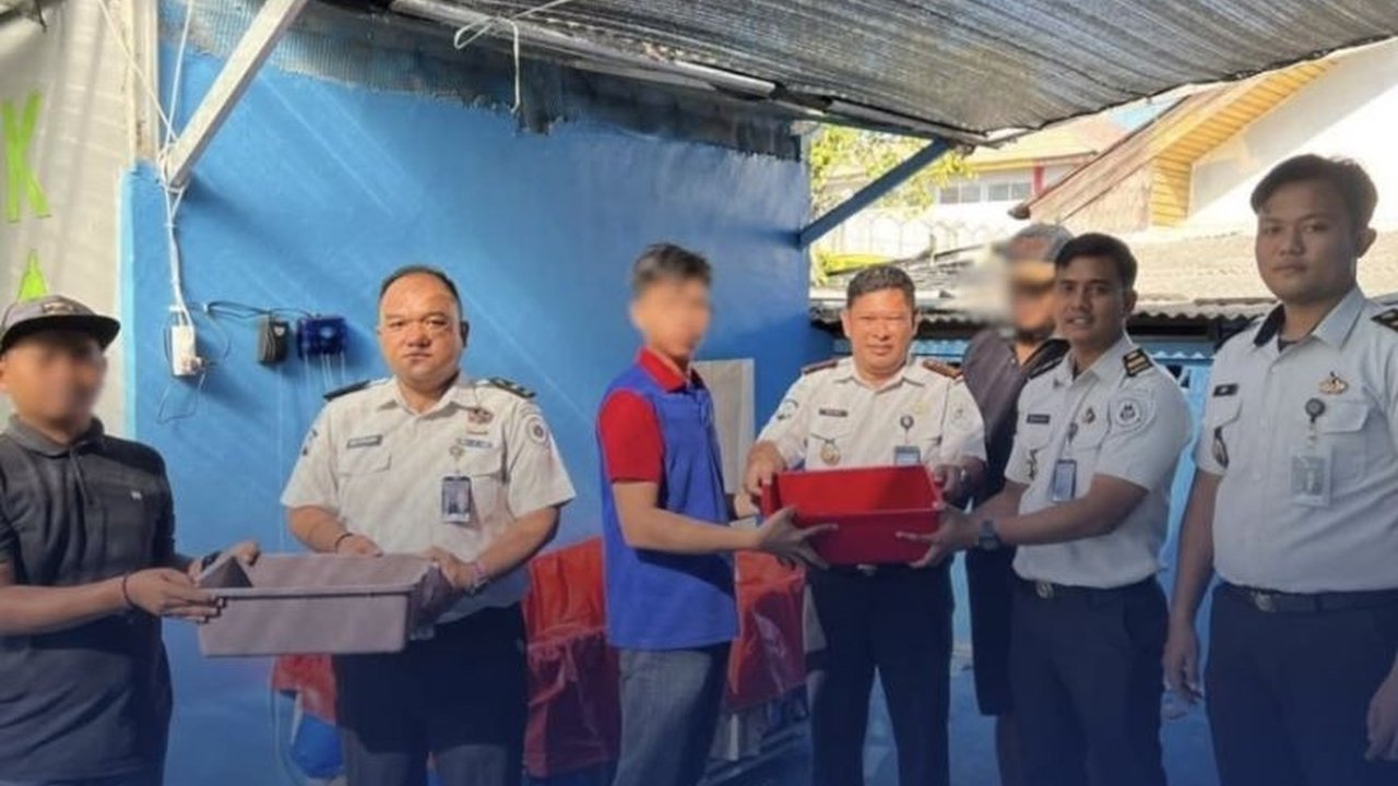 Lapas Kelas IIA Banjarmasin merambah sektor perikanan baru dengan **budidaya lobster Red Claw**. Inisiatif ini diharapkan mampu diversifikasi usaha, tingkatkan keterampilan warga binaan, serta dukung ketahanan pangan nasional.