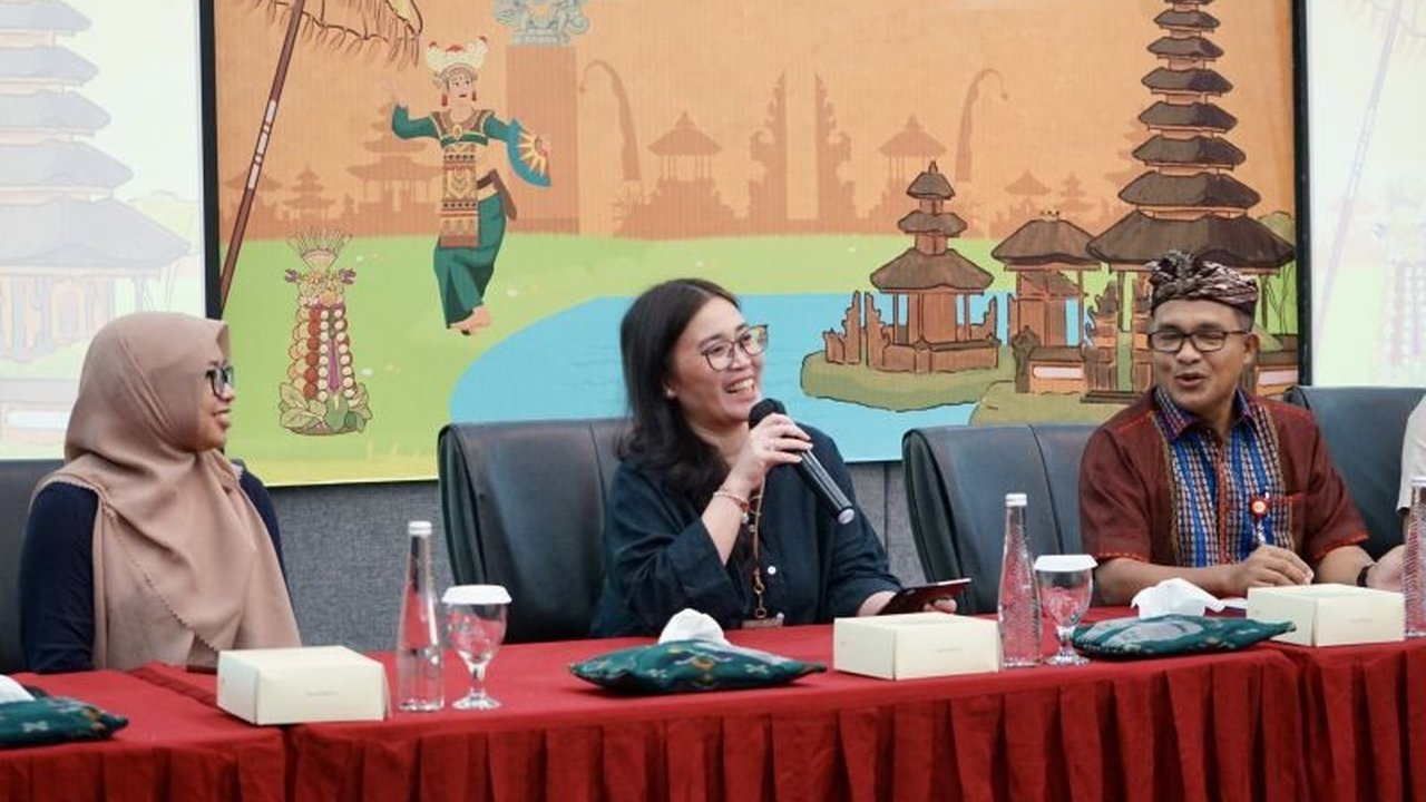 OJK Kediri Imbau Masyarakat Bijak Kelola Keuangan Hadapi Kenaikan Harga BBM