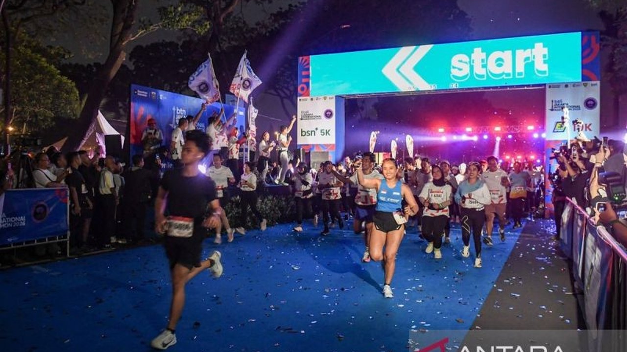 Pelari nasional Rikki Marthin Simbolon, peraih emas SEA Games 2023, kembali menorehkan prestasi gemilang dengan menjuarai nomor 10K BTN JAKIM 2026. Simak detail lengkap hasil perlombaan bergengsi ini.