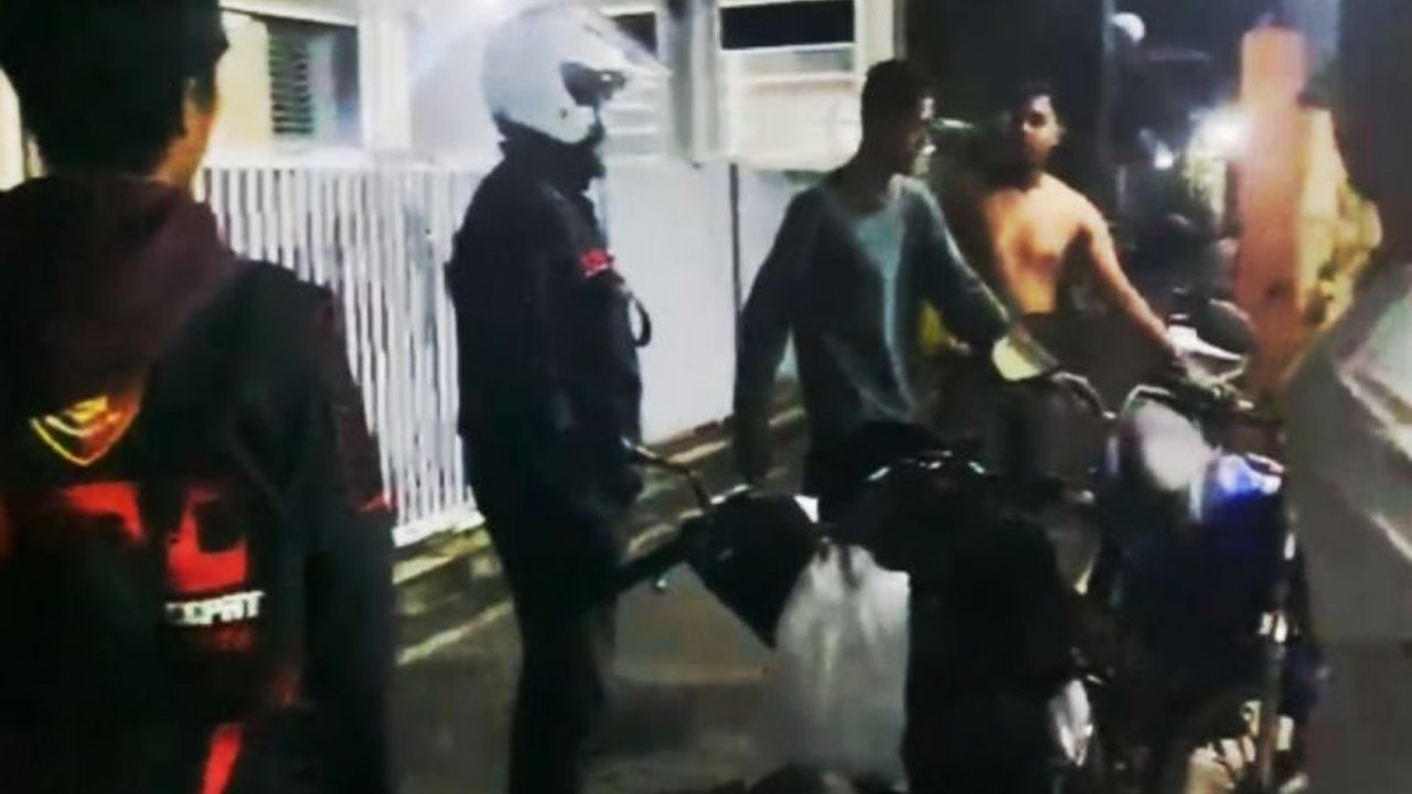 Kecepatan laporan melalui Layanan Darurat 110 Polri menjadi kunci Polresta Banjarmasin mengungkap kasus penusukan di Antasan Kecil Barat, menarik perhatian pada pentingnya partisipasi masyarakat.
