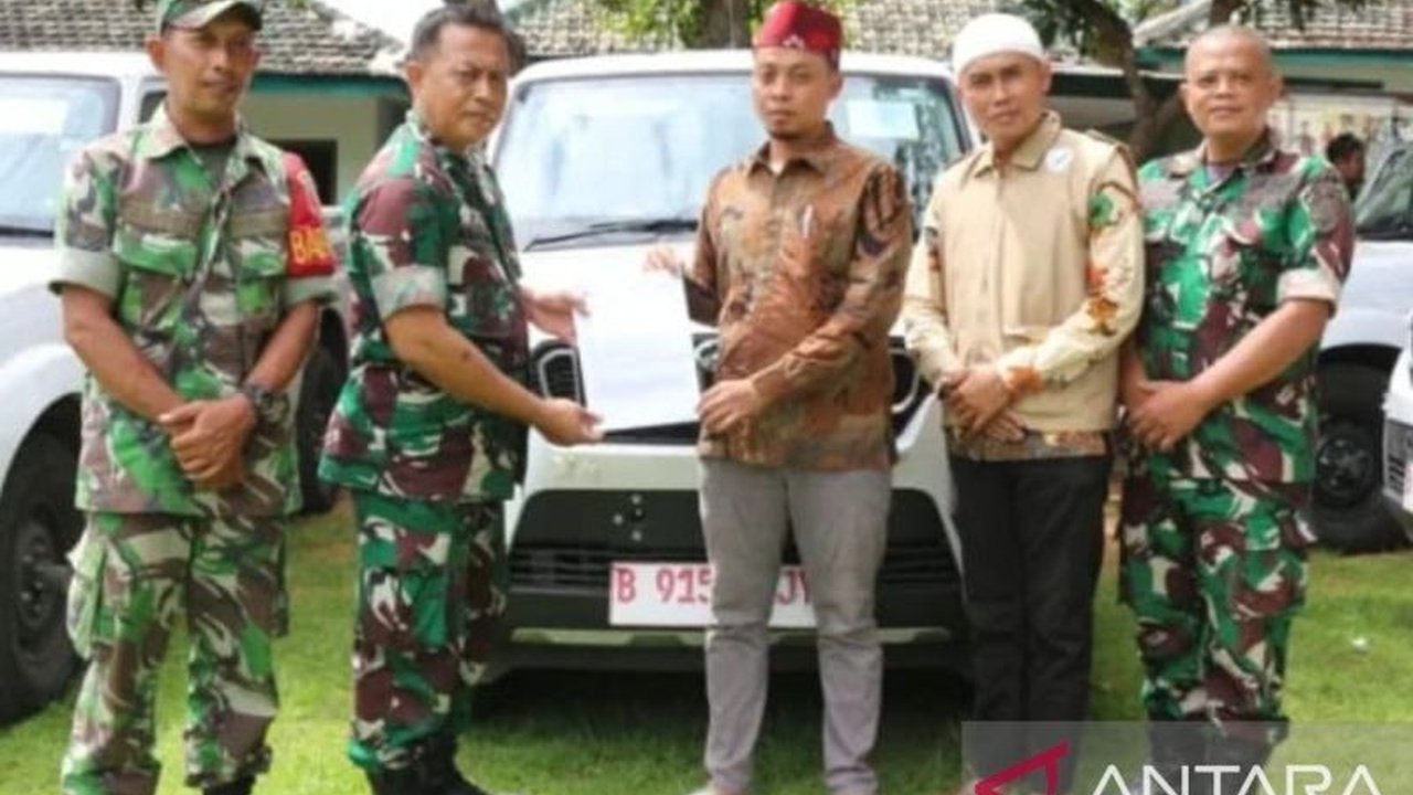 Sebanyak 100 unit Koperasi Merah Putih di Pamekasan telah selesai dibangun, menandai kemajuan signifikan program prioritas Presiden Prabowo Subianto untuk menggerakkan ekonomi masyarakat desa.