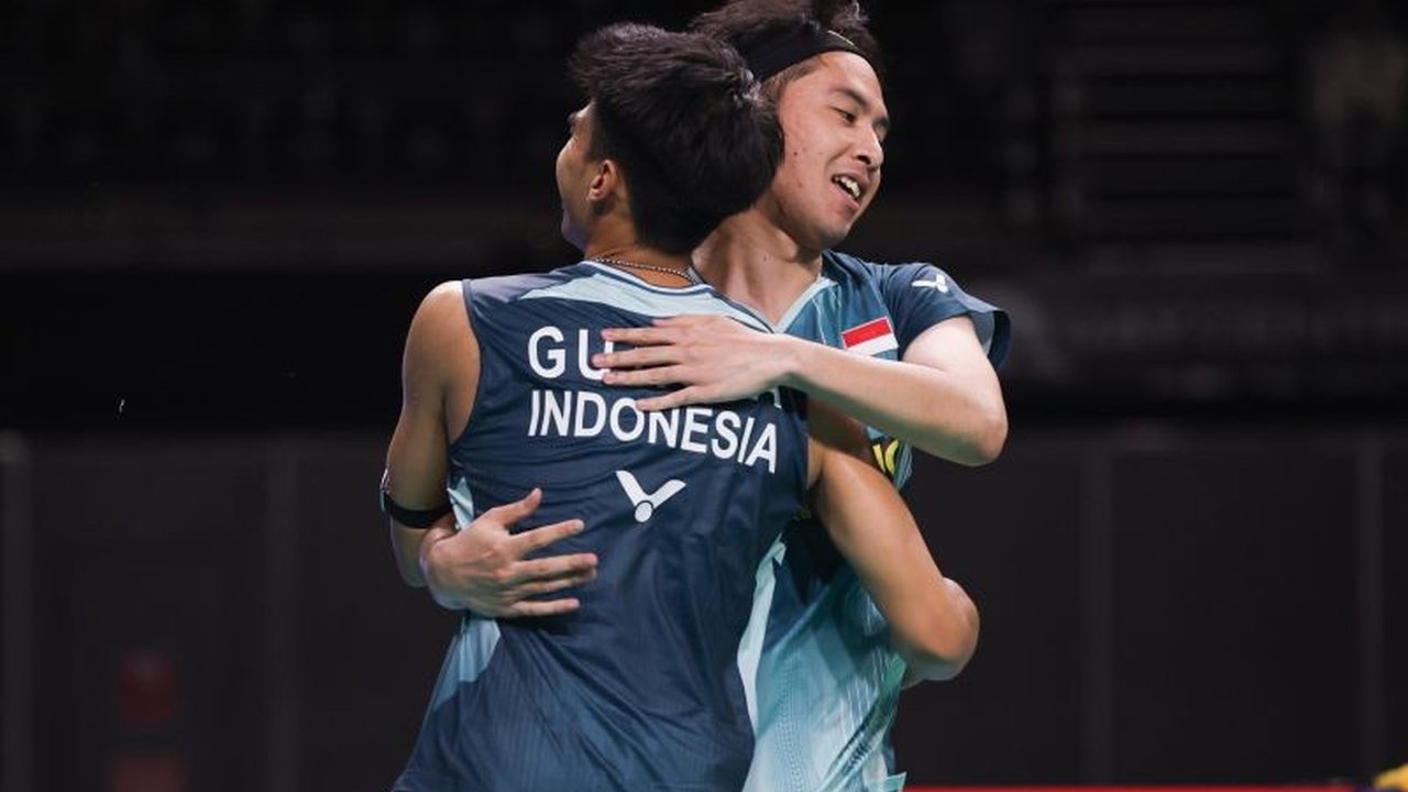 Pasangan ganda putra Indonesia, Sabar Karyaman Gutama/Moh. Reza Pahlevi Isfahani, berhasil mengamankan tiket final Australian Open 2026 setelah menaklukkan wakil Taiwan. Bagaimana persiapan mereka menghadapi laga puncak?