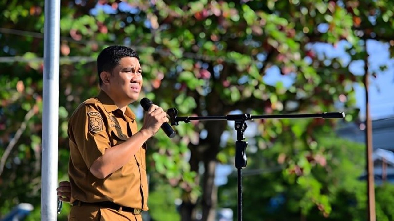 Pemerintah Provinsi Sulawesi Tengah (Sulteng) meluncurkan layanan Berani Samporoa Sulteng untuk memperkuat keterbukaan informasi dan ruang partisipasi publik dalam pemerintahan. Inisiatif ini menjadi sarana penting bagi masyarakat.