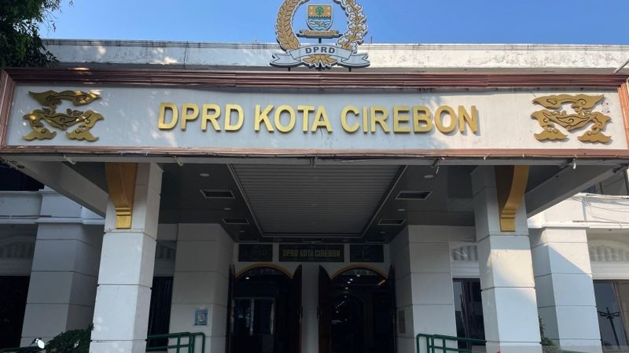 DPRD Kota Cirebon mendesak penyempurnaan Sistem Merit ASN demi menciptakan manajemen talenta yang lebih adil dan profesional, memastikan setiap pegawai memiliki kesempatan berkembang yang setara.