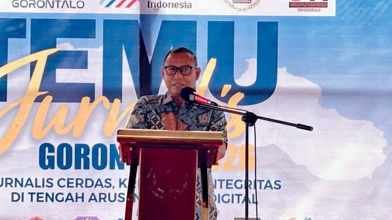 Di tengah banjir informasi digital, Dinas Komunikasi, Informatika dan Statistik Provinsi Gorontalo menyoroti peran krusial jurnalisme kredibel sebagai benteng utama melawan hoaks, menjaga kualitas ruang publik, dan mengedukasi masyarakat.