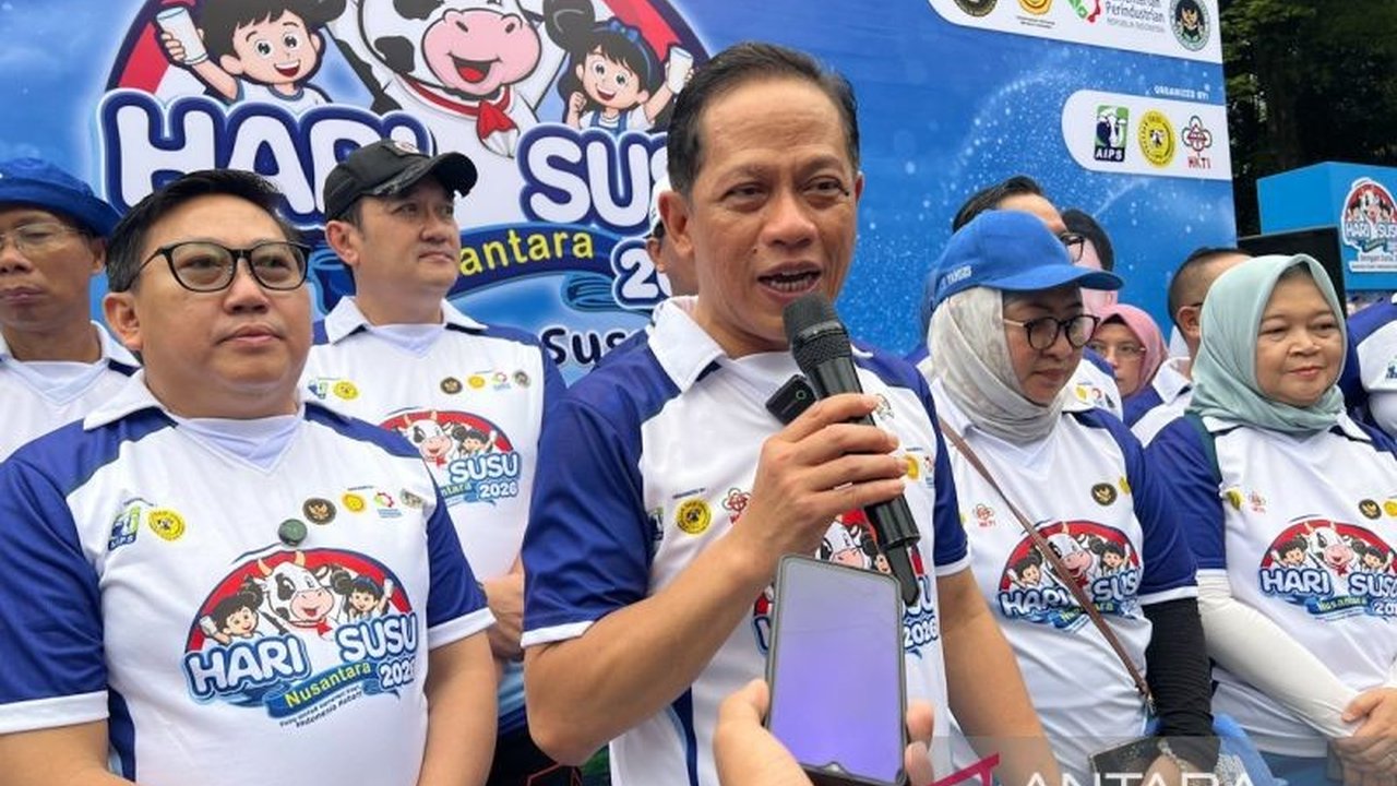 Wakil Menteri Koordinator Bidang Pangan menyerukan Peningkatan Konsumsi Susu di Indonesia untuk membentuk generasi berkualitas menuju Indonesia Emas 2045.