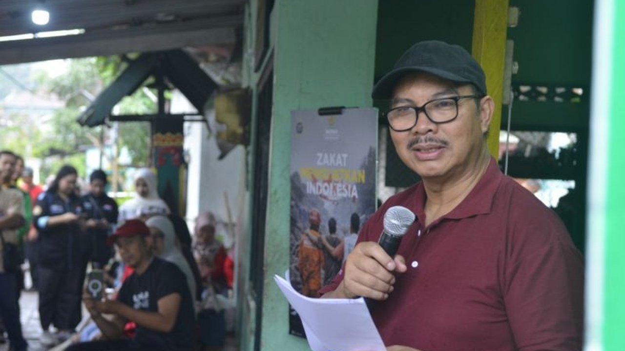 Pemerintah Kota Yogyakarta serius melakukan Penataan Bantaran Sungai Yogyakarta dengan program bedah rumah, mengubah area kumuh menjadi kawasan sehat dan layak huni. Simak detail upaya ini!