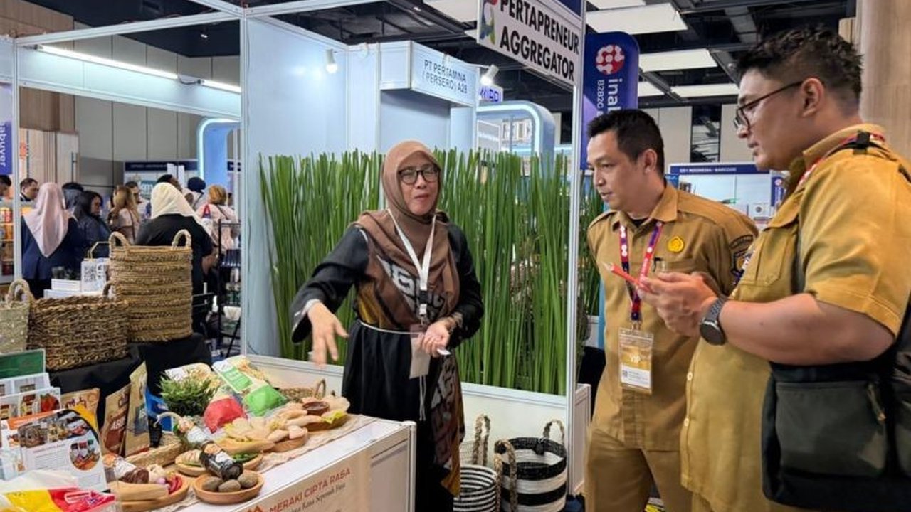 Pertamina umumkan 10 UMKM terbaik di ajang Pertapreneur Aggregator 2025-2026. Ini wujud komitmen Pertamina perkuat ekonomi kerakyatan lewat UMKM Pertamina inovatif dan berdaya saing global.