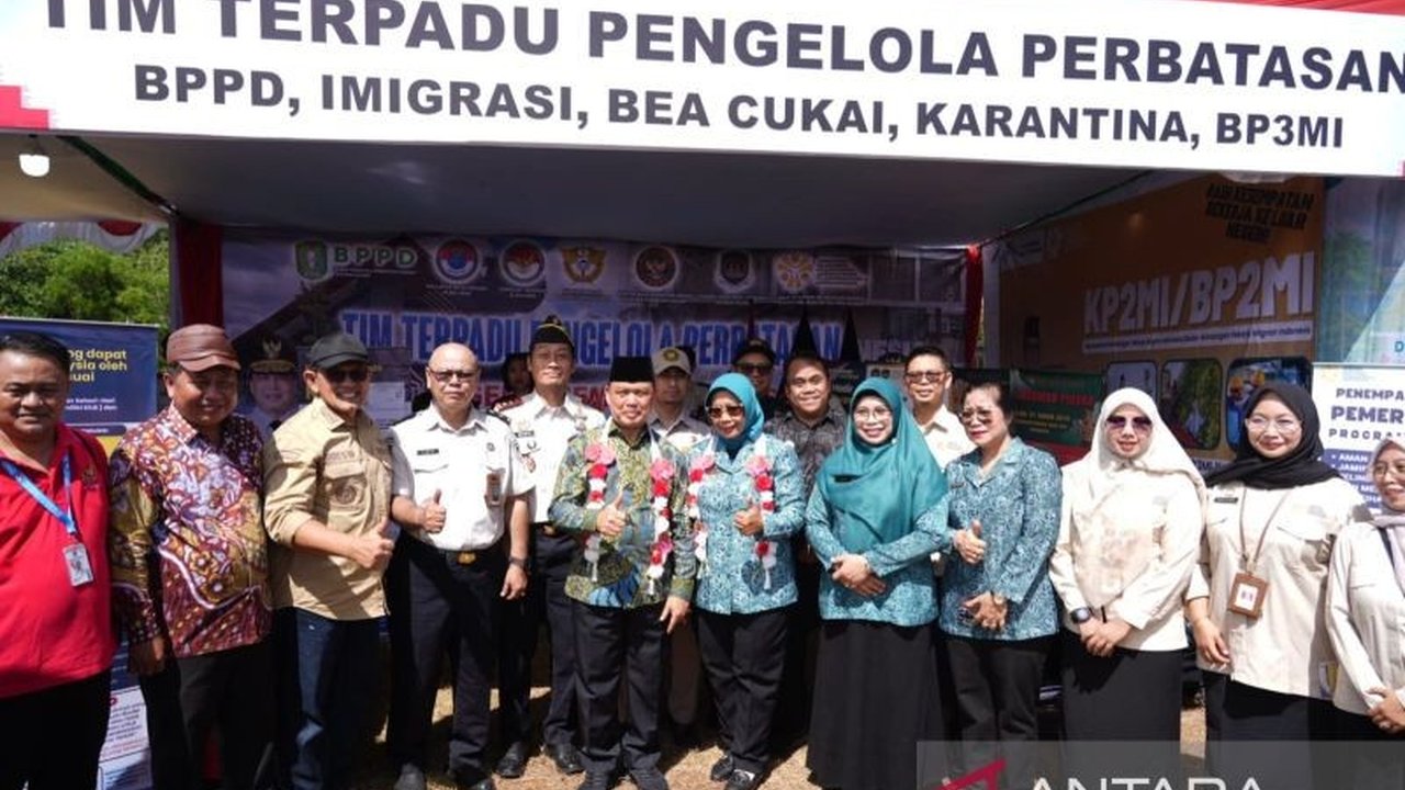 Gubernur Kalimantan Barat menegaskan komitmennya menjadikan Temajuk motor ekonomi perbatasan melalui program Gema Membangun Desa dan rencana aktivasi perlintasan Temajuk-Teluk Melano yang akan meningkatkan kesejahteraan masyarakat.