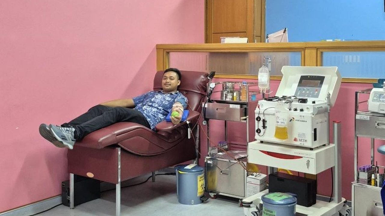 Palang Merah Indonesia (PMI) memperingati Hari Donor Darah Sedunia 2026, mengajak masyarakat memperkuat solidaritas kemanusiaan melalui Donor Darah PMI sukarela yang aman dan berkelanjutan.