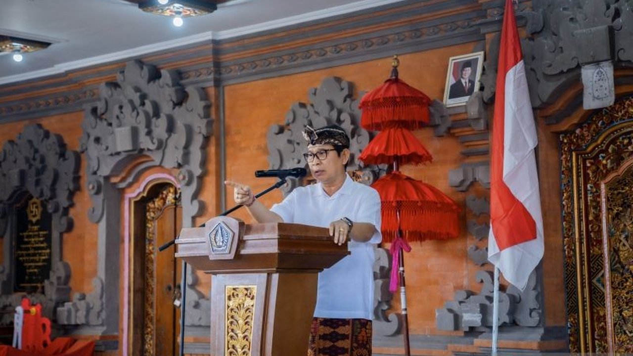 Pemerintah Kabupaten Badung berkomitmen menjaga daya beli masyarakat dan mengendalikan inflasi menjelang Hari Raya Galungan melalui pasar murah bersubsidi. Simak upaya Pemkab Badung selengkapnya!
