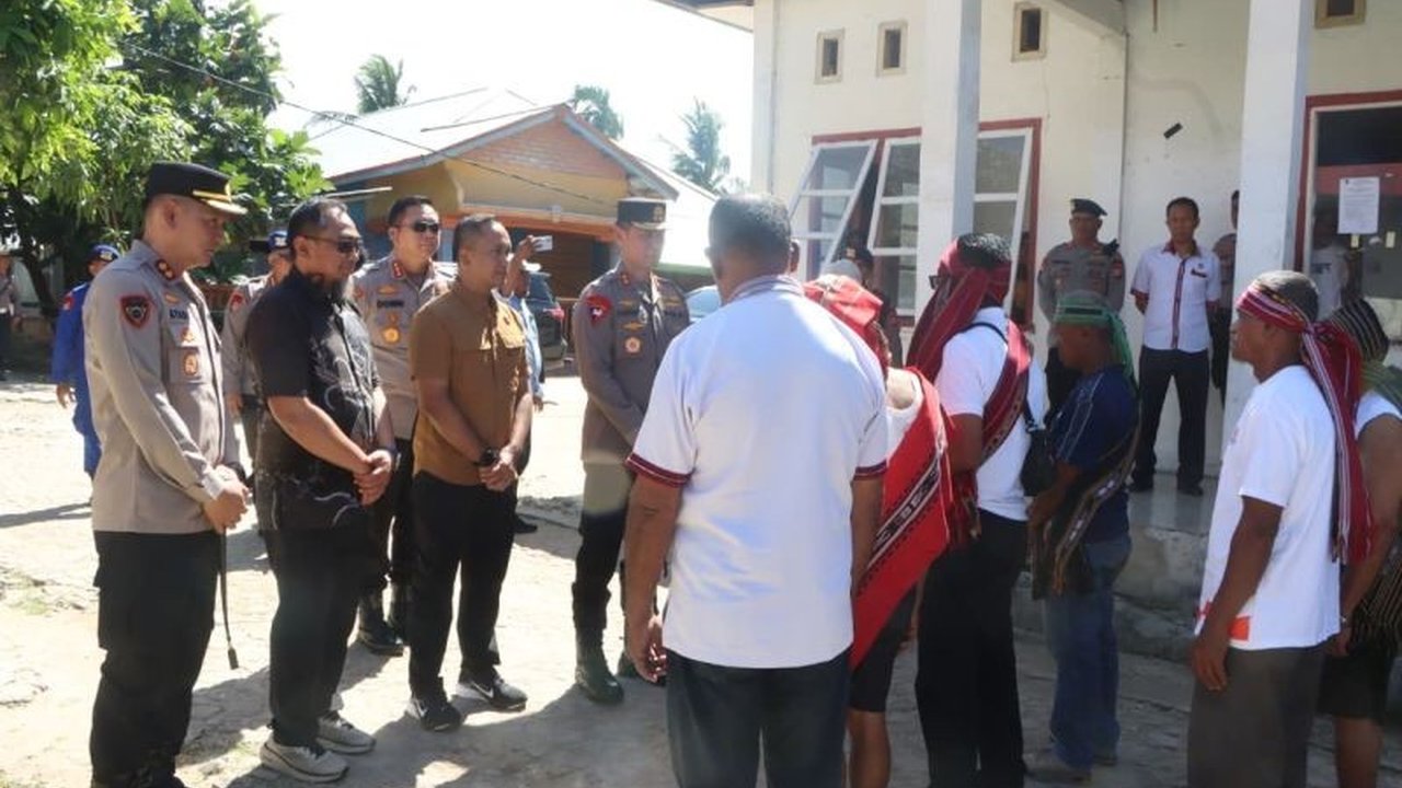 Kapolda Maluku Irjen Pol. Dadang Hartanto menegaskan pentingnya perlindungan hak adat Blok Masela agar masyarakat lokal menjadi penerima manfaat utama dari proyek gas strategis nasional ini, menjamin keseimbangan investasi dan kesejahteraan.