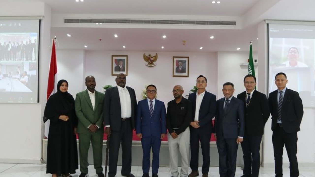 Industri Ekspor Herbal Indonesia berhasil menembus pasar Arab Saudi melalui kesepakatan senilai Rp2,5 miliar, menandai meningkatnya permintaan produk kesehatan di Timur Tengah.