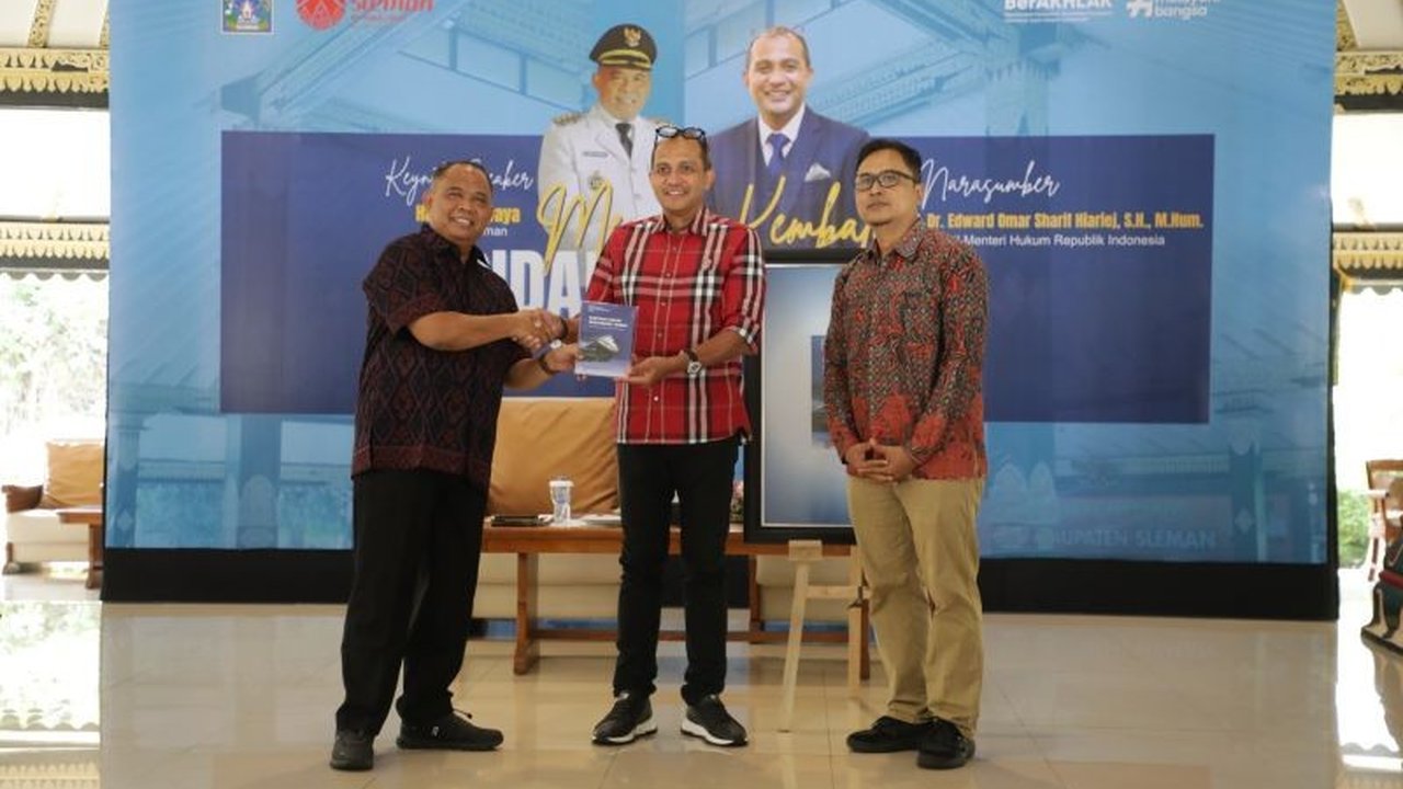 Pemerintah Kabupaten Sleman menunjukkan kesiapan adopsi Undang-Undang Penyesuaian Pidana, mendorong efisiensi regulasi serta kepastian hukum humanis, dan meluncurkan buku bantuan hukum.