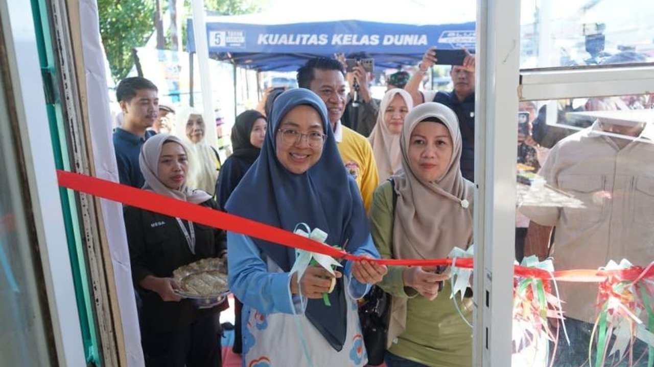 Inovasi Pemkot Makassar mengubah kontainer bekas penanganan COVID-19 menjadi Sentra Tukar Sampah diharapkan memperkuat ekonomi sirkular dan permudah akses layanan pengelolaan sampah bagi masyarakat.