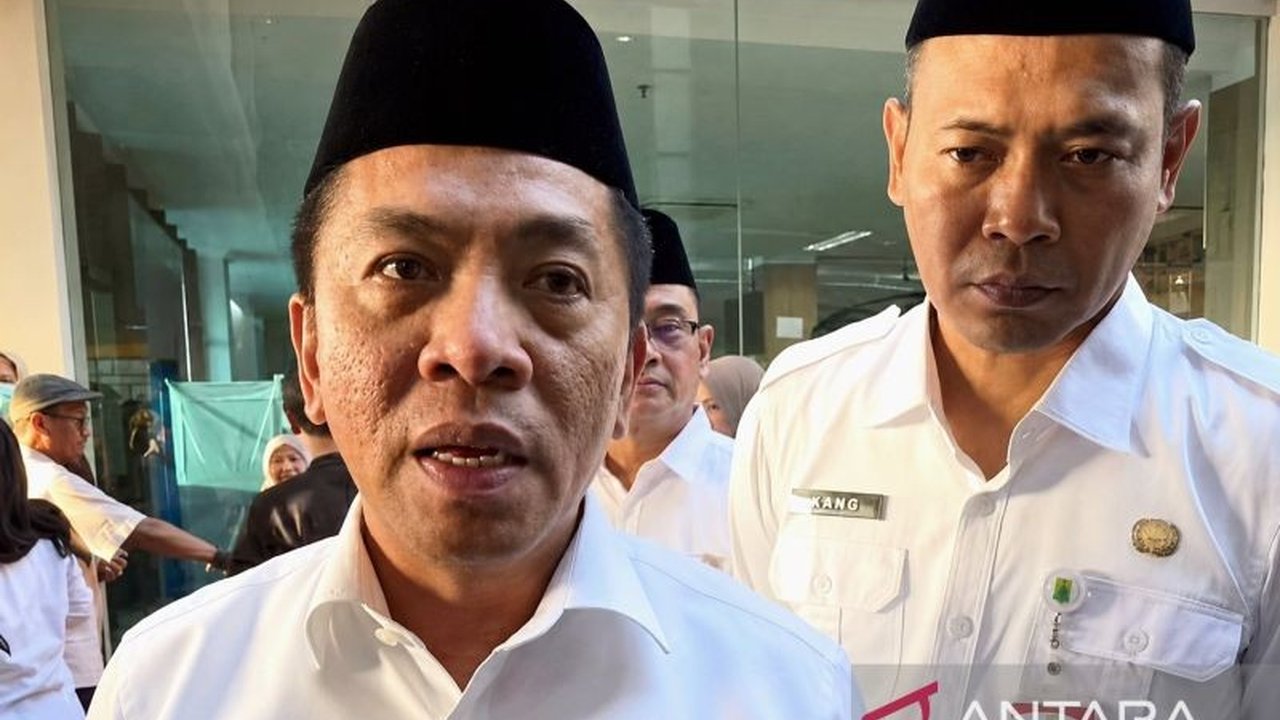 Bupati Karawang Aep Syaepuloh mendesak PLN serius memperhatikan dampak pemadaman listrik bergilir dua pekan di Karawang, terutama pada pelayanan publik dan ekonomi.