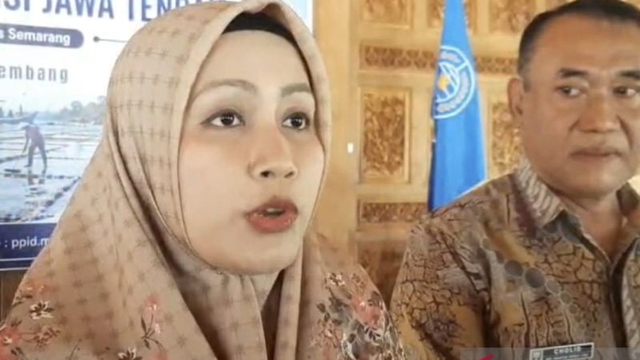 BMKG gencar edukasi nelayan tentang cuaca ekstrem melalui Sekolah Lapang Cuaca Nelayan di Rembang, Jawa Tengah, demi keselamatan dan kesejahteraan masyarakat pesisir.