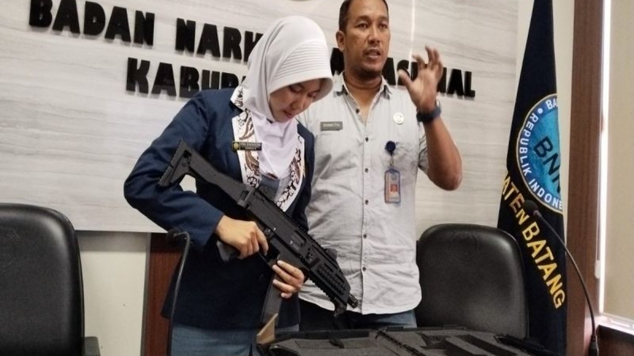 BNN Batang berinovasi dalam upaya pencegahan penyalahgunaan narkoba dengan program Jelajah Ruang dan Motivasi Edukasi Generasi Anti-Narkoba (MEGA), memberikan pengalaman langsung edukasi antinarkoba kepada pelajar dan mahasiswa.