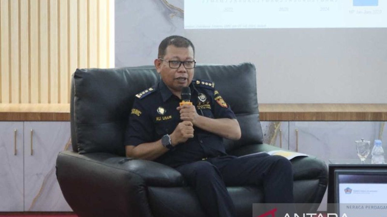 Realisasi Penerimaan Kepabeanan dan Cukai Sulsel hingga Mei 2026 telah mencapai Rp111,27 miliar, mendekati 30 persen dari target. Simak rincian dan optimisme DJBC mengejar target tahun ini.
