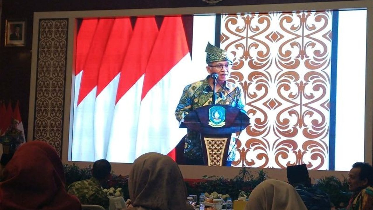 Wakil Ketua PP Persatuan Islam (Persis) Atip Latipulhayat menekankan pentingnya Persis Kepri kolaborasi erat dengan pemerintah daerah dan masyarakat dalam upaya pembangunan manusia seutuhnya.