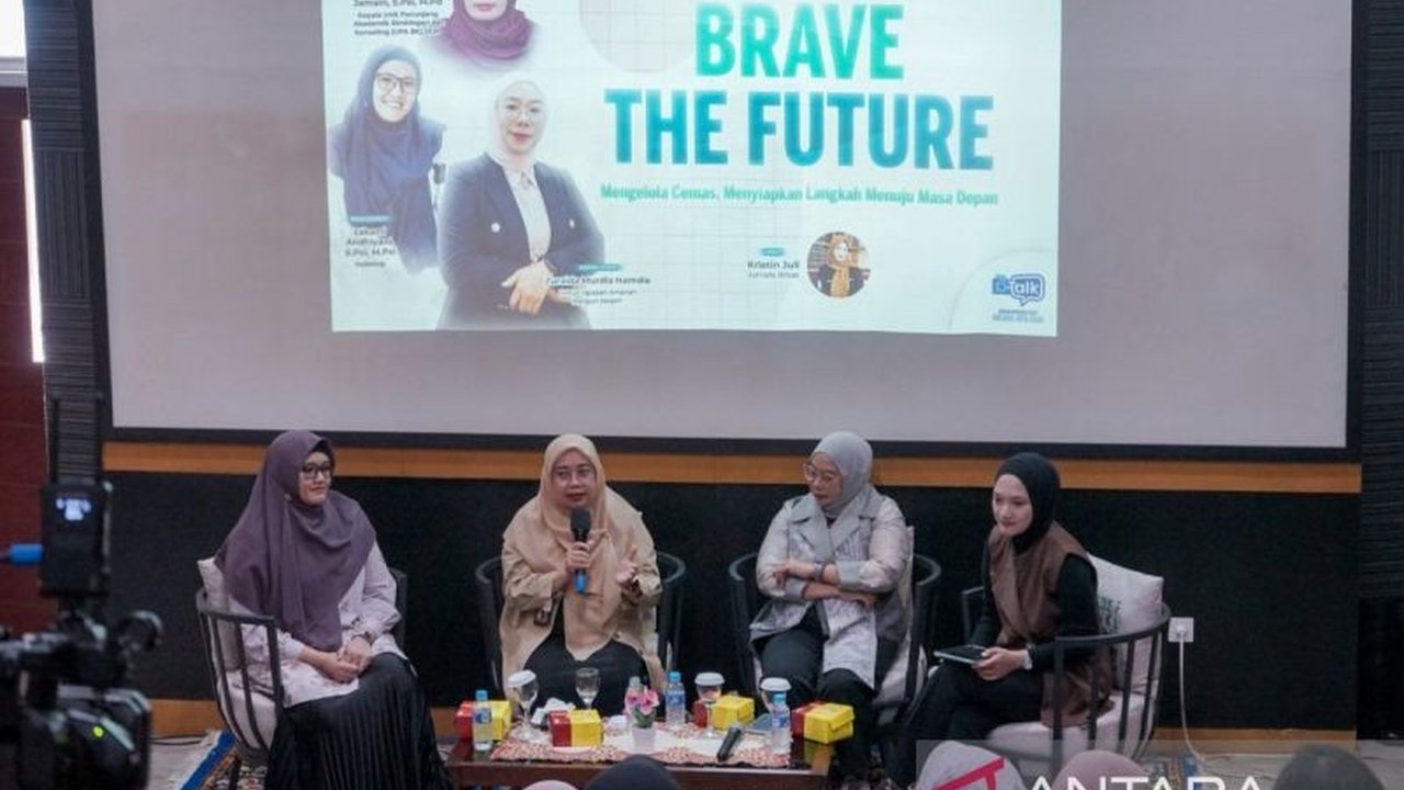 Yayasan Amanah Bangun Negeri (YABN) membekali mahasiswa penerima beasiswa Program Indonesia Bright Future Leaders (IBFL) untuk kelola kecemasan dan mempersiapkan diri menghadapi masa depan, demi mencetak pemimpin yang adaptif dan berkarakter.
