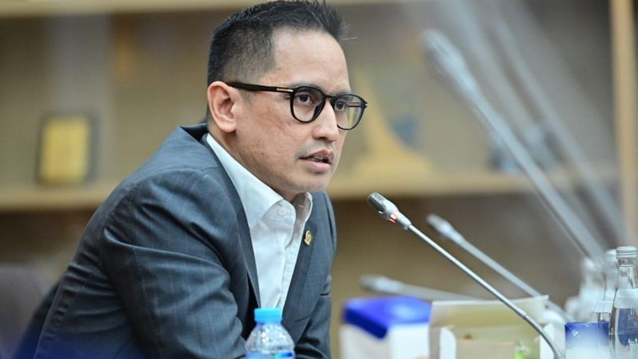 Anggota DPR Dukung Sedekah Laut Kendal Jadi Agenda Nasional, Dorong Ekonomi Lokal