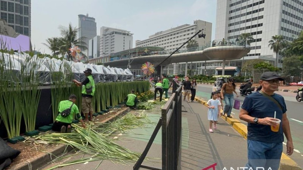 Antusiasme warga memuncak di Bundaran HI menyambut perayaan HUT ke-499 Jakarta, dengan berbagai persiapan acara dan rekayasa lalu lintas yang diberlakukan.