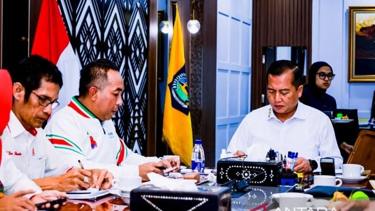 Gubernur NTB Lalu Muhamad Iqbal menegaskan komitmen Pemprov untuk mengedepankan kualitas penyelenggaraan Porprov NTB XII 2026, meskipun di tengah efisiensi anggaran, demi pembinaan atlet daerah.