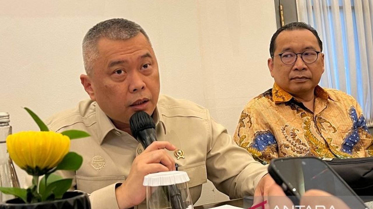 Menteri Perhubungan Dudy Purwagandhi menegaskan rute MRT Tangsel belum dibuka ke publik untuk mencegah praktik calo tanah dan spekulasi harga yang dapat meningkatkan biaya proyek.