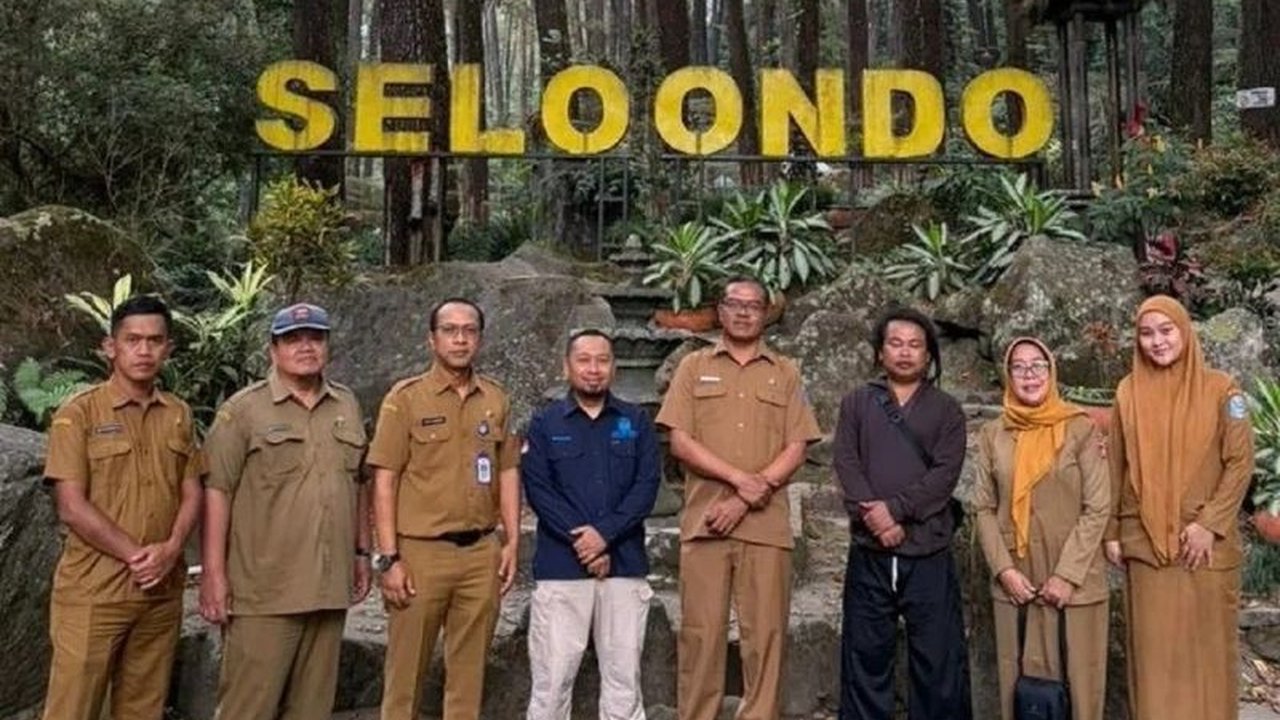 Dinas Pariwisata, Pemuda, dan Olahraga (Disparpora) Ngawi mengoptimalkan pengelolaan wisata hutan di wilayahnya. Upaya ini bertujuan mengembangkan potensi pariwisata berkelanjutan dan meningkatkan kesejahteraan masyarakat sekitar hutan.
