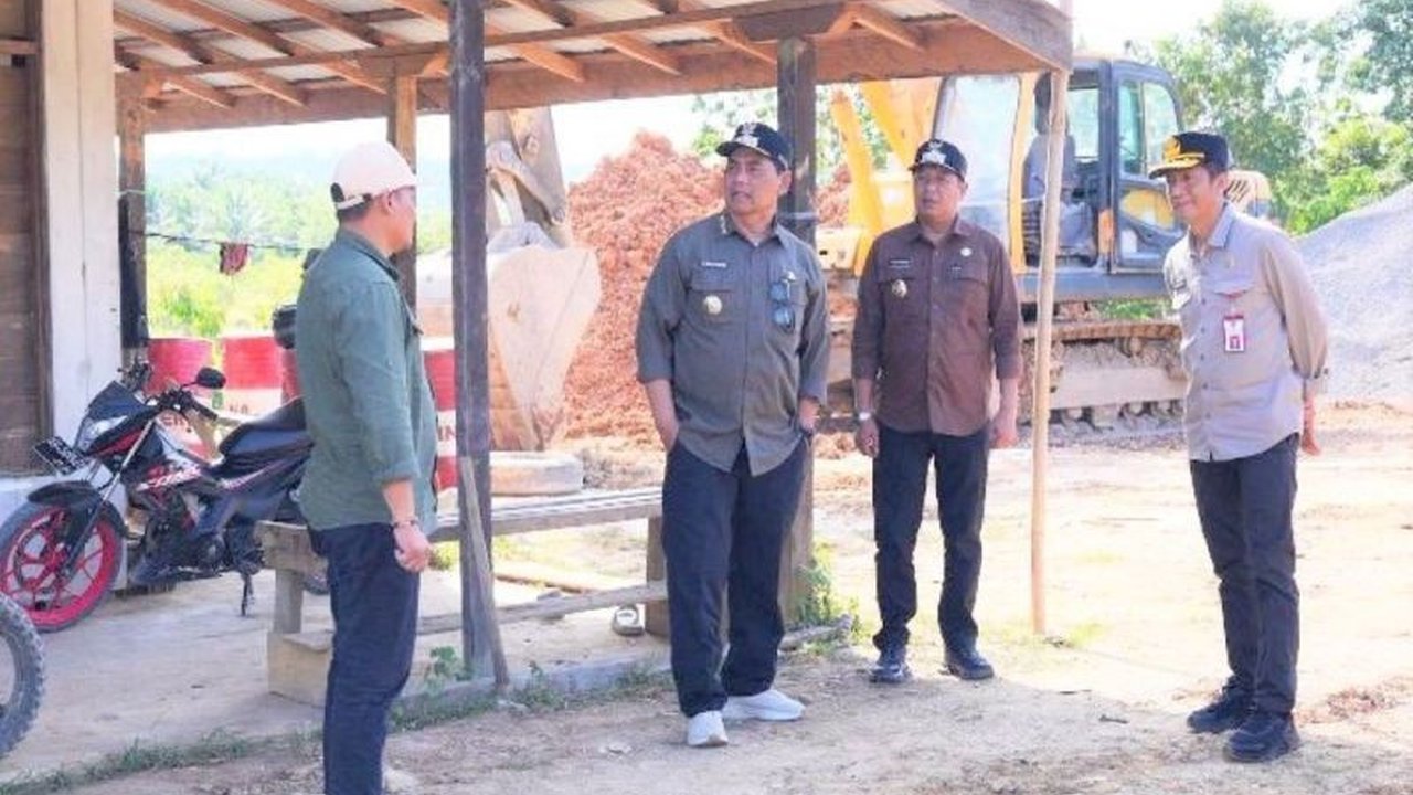 Pemerintah Kabupaten Barito Utara serius menggenjot percepatan pembangunan jalan menuju Desa Jamut, Kecamatan Teweh Timur, demi memacu pertumbuhan ekonomi masyarakat di wilayah pedalaman.
