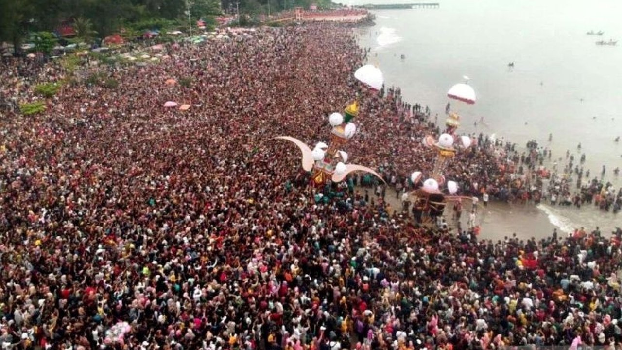 Pemerintah Kota Pariaman telah menyiapkan sejumlah lokasi parkir puncak Tabuik Pariaman untuk menyukseskan acara budaya Tabuik Dibuang ke Laut, sekaligus mengantisipasi parkir liar dan pungutan tidak resmi.