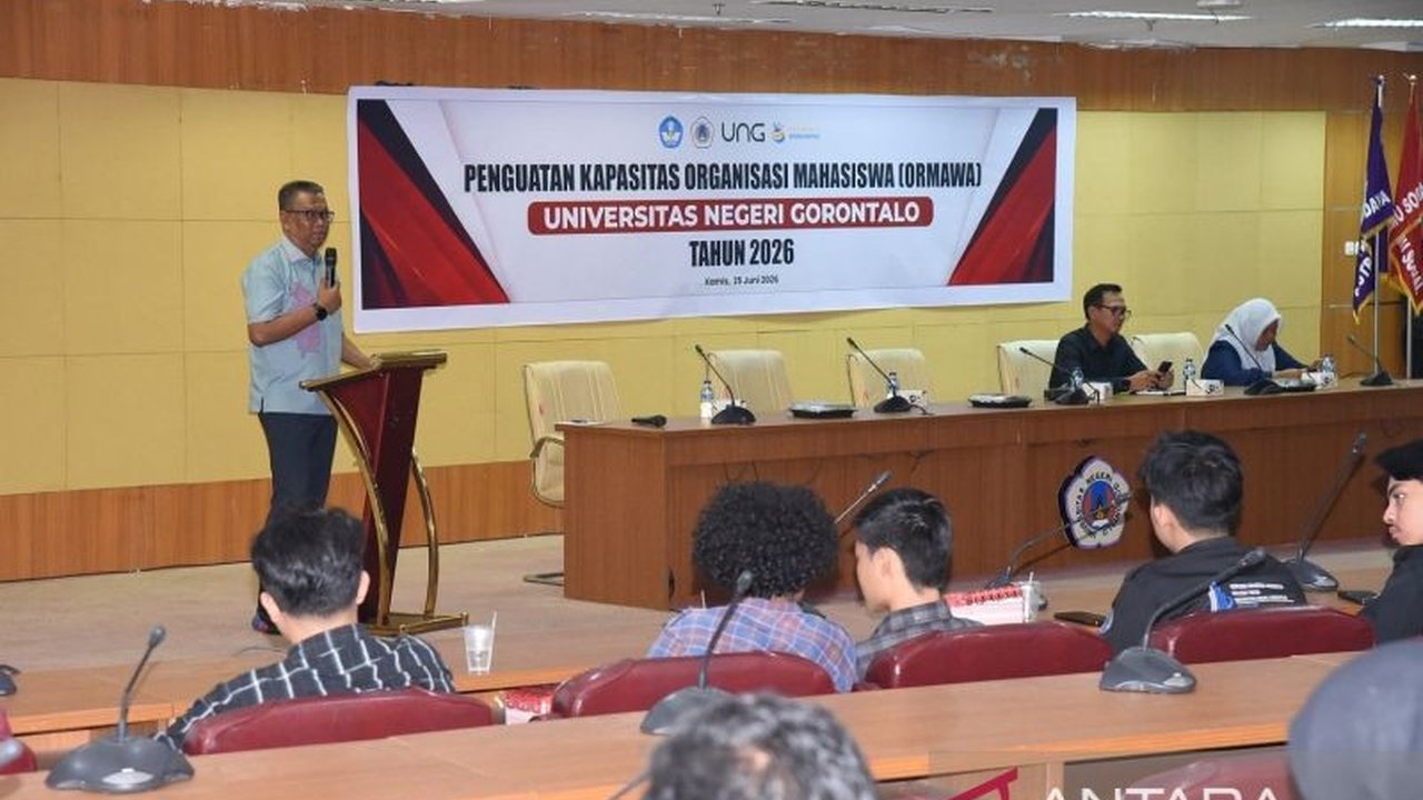 Universitas Negeri Gorontalo (UNG) gelar Penguatan Kapasitas Ormawa UNG 2026 untuk membekali pengurus baru, memastikan mereka siap menjadi pemimpin muda yang profesional dan berprestasi.
